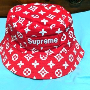 Supreme Bucket Hat